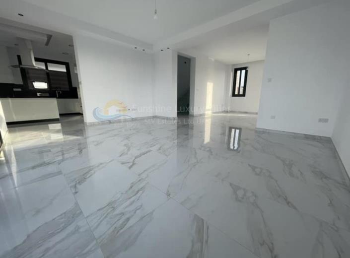 Image No.6-5 Bed Villa for sale