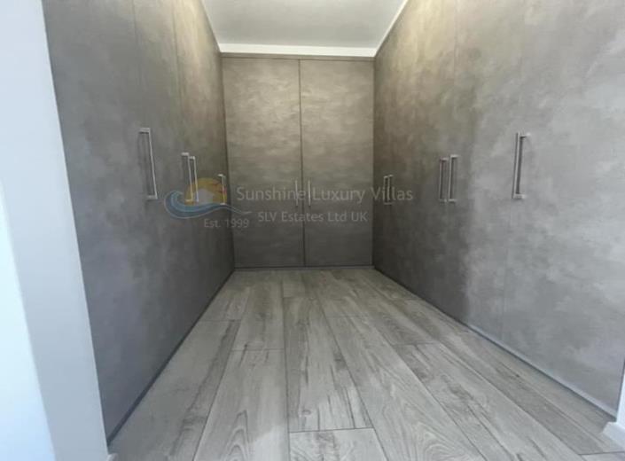 Image No.21-5 Bed Villa for sale