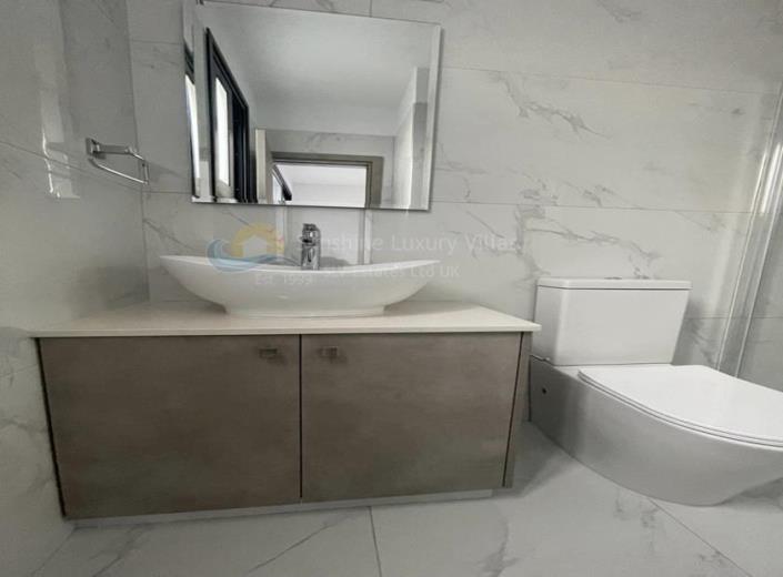 Image No.23-5 Bed Villa for sale