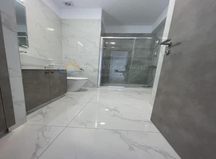 Image No.26-5 Bed Villa for sale