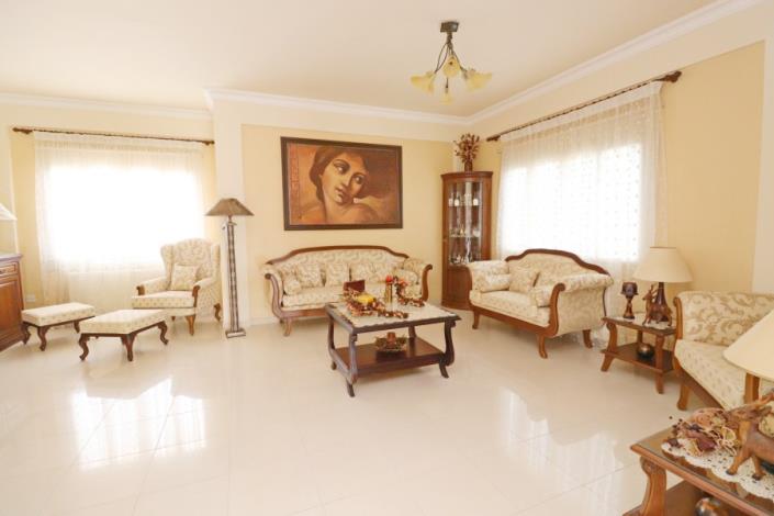 Image No.7-5 Bed House/Villa for sale