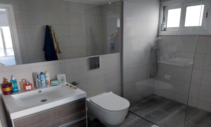 Image No.10-3 Bed Apartment for sale