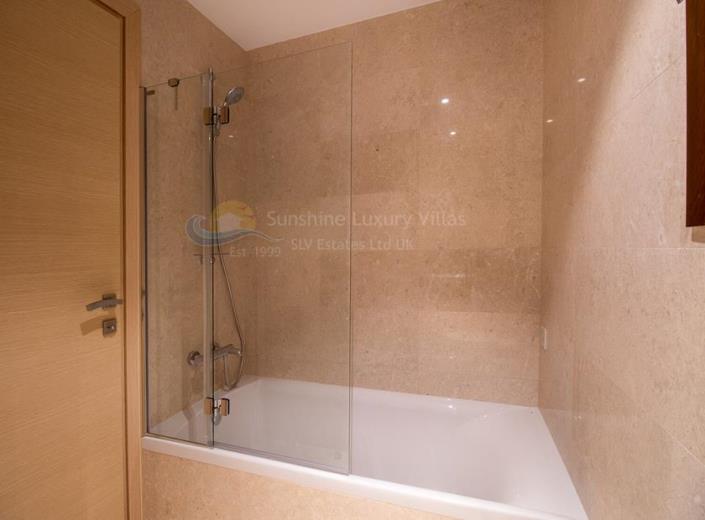 Image No.11-2 Bed Apartment for sale