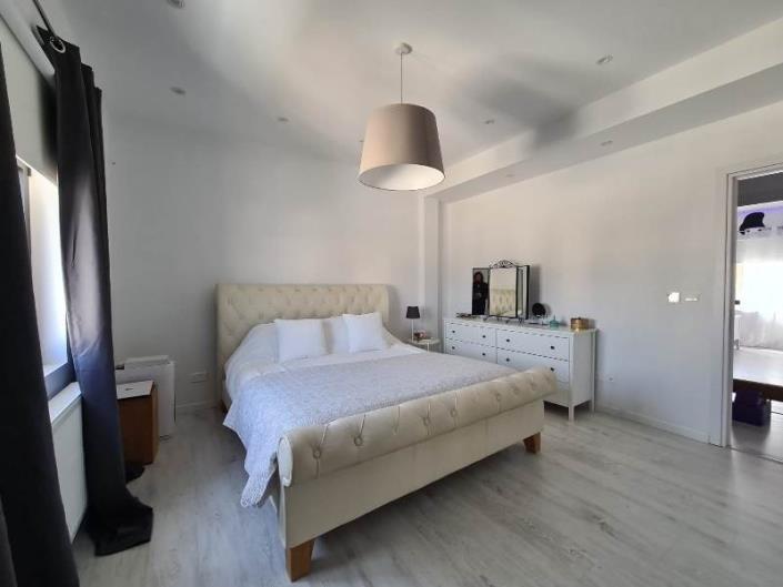 Image No.25-4 Bed House/Villa for sale