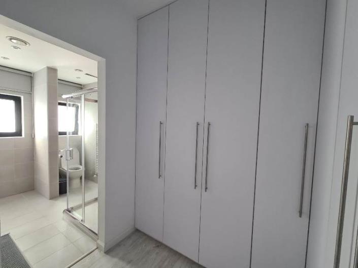 Image No.30-4 Bed House/Villa for sale