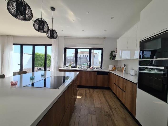 Image No.39-4 Bed House/Villa for sale