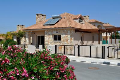 10321787_775948172475582_4542207818442418857_o