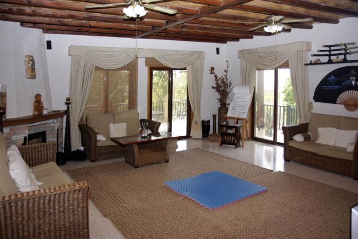 Image No.12-Maison / Villa de 4 chambres à vendre à Peyia