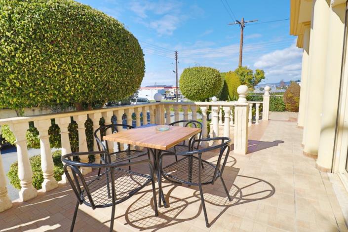 Image No.3-Bungalow de 4 chambres à vendre à Emba