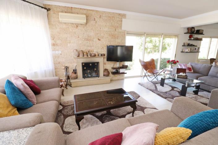 Image No.6-Bungalow de 4 chambres à vendre à Emba