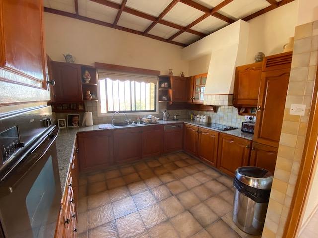 Image No.5-Maison / Villa de 4 chambres à vendre à Maroni