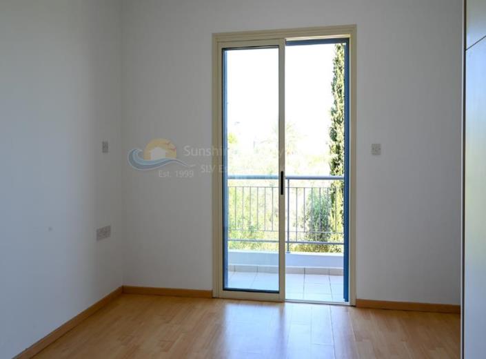 Image No.7-2 Bed Townhouse for sale