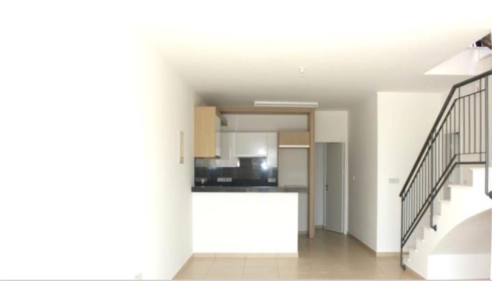 Image No.2-Maison de ville de 3 chambres à vendre à Polis