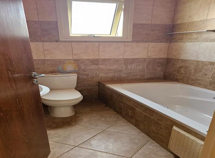 Image No.7-Villa de 3 chambres à vendre à Pervolia