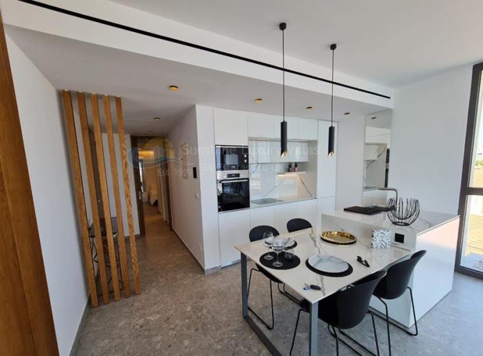 Image No.3-Appartement de 2 chambres à vendre à Larnaca Marina