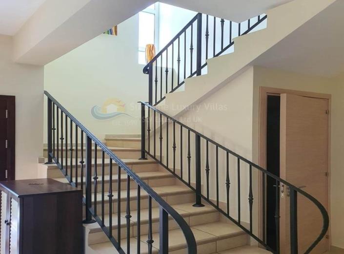 Image No.7-5 Bed House/Villa for sale