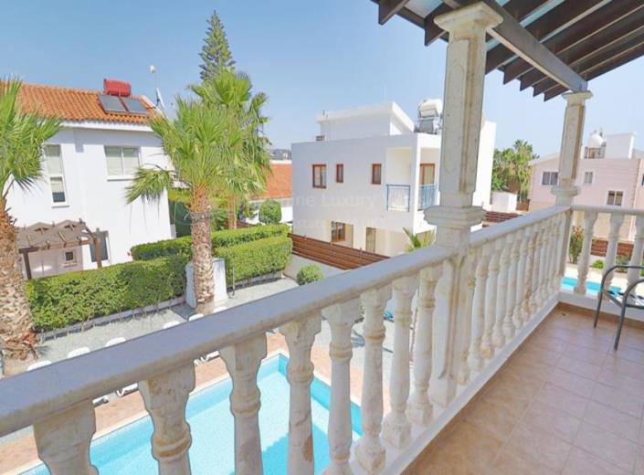 Image No.20-3 Bed Villa for sale