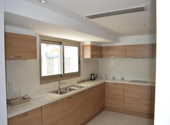 Image No.12-2 Bed Apartment for sale