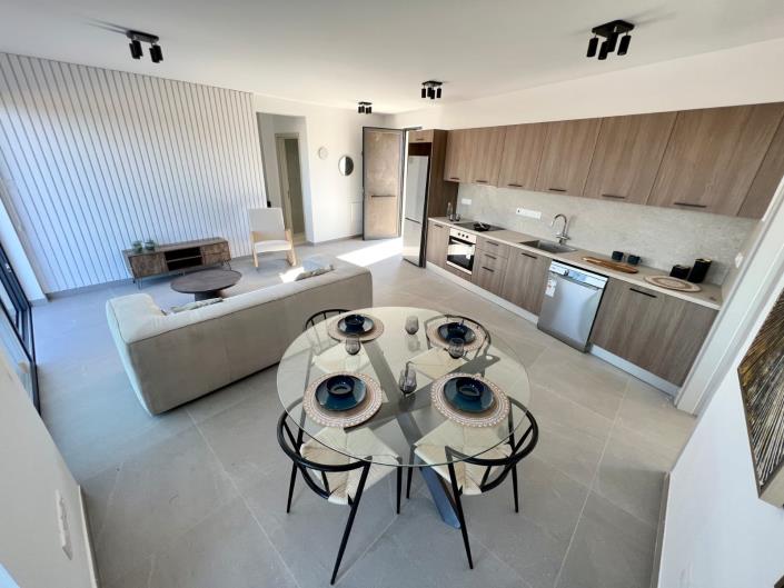 Image No.4-2 Bed Apartment for sale