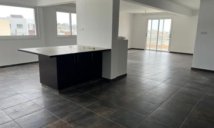 Image No.2-Appartement de 3 chambres à vendre à Agios Athanasios