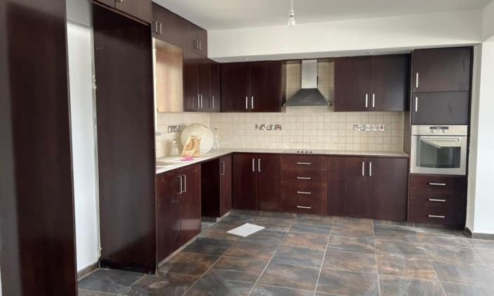 Image No.3-Appartement de 3 chambres à vendre à Agios Athanasios