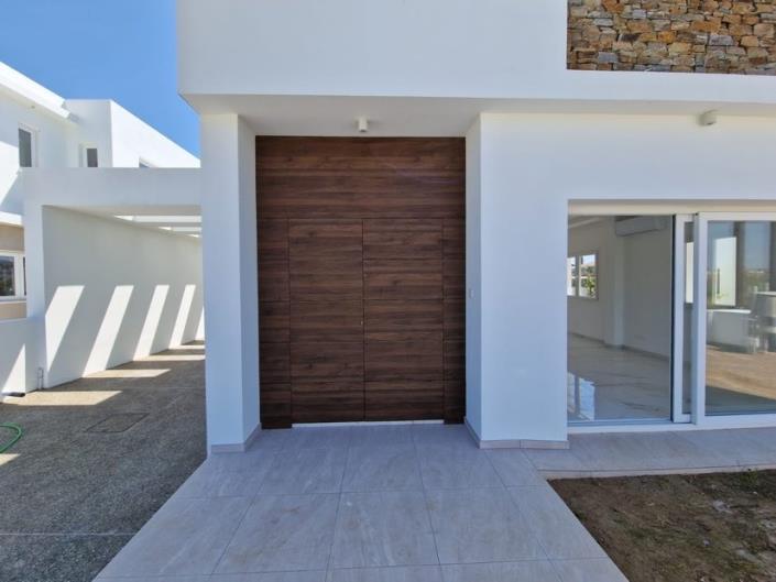 Image No.5-Maison / Villa de 3 chambres à vendre à Oroklini