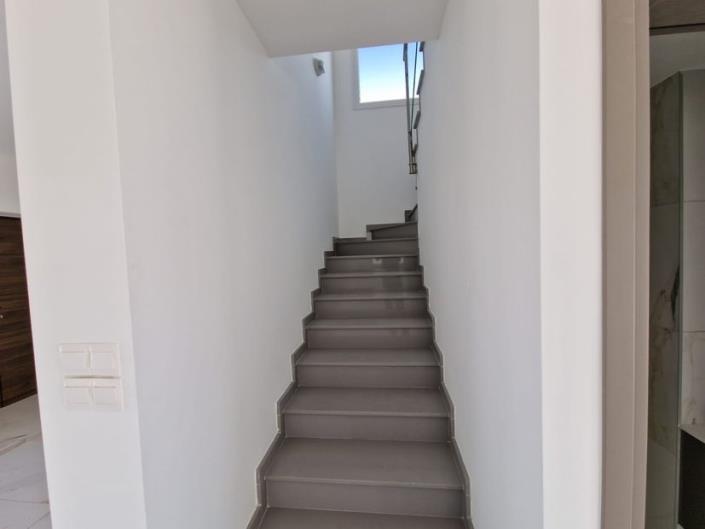 Image No.12-Maison / Villa de 3 chambres à vendre à Oroklini