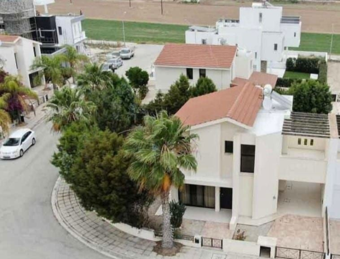 Image No.5-Maison / Villa de 3 chambres à vendre à Pylas