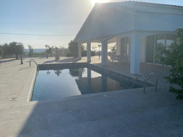 Image No.29-Villa de 4 chambres à vendre à Sea Caves