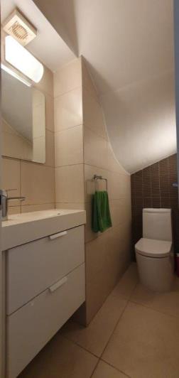 Image No.13-3 Bed Townhouse for sale