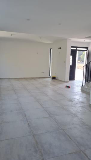 Image No.3-4 Bed Villa for sale