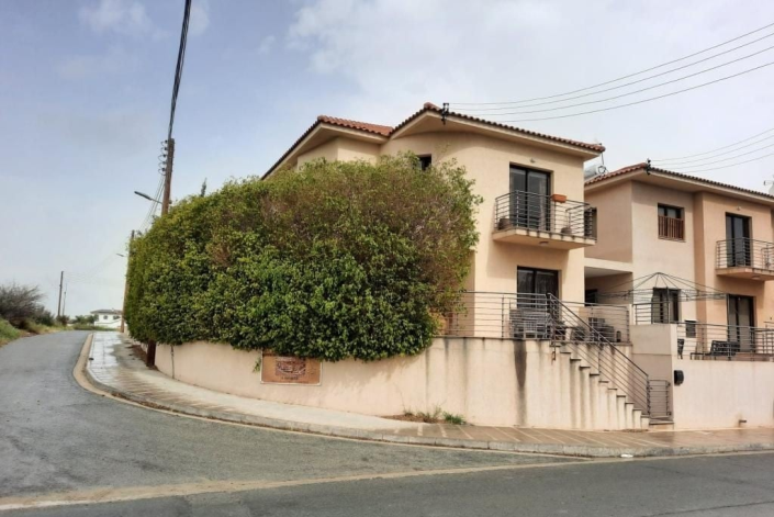 Image No.11-Maison / Villa de 4 chambres à vendre à Aradippou