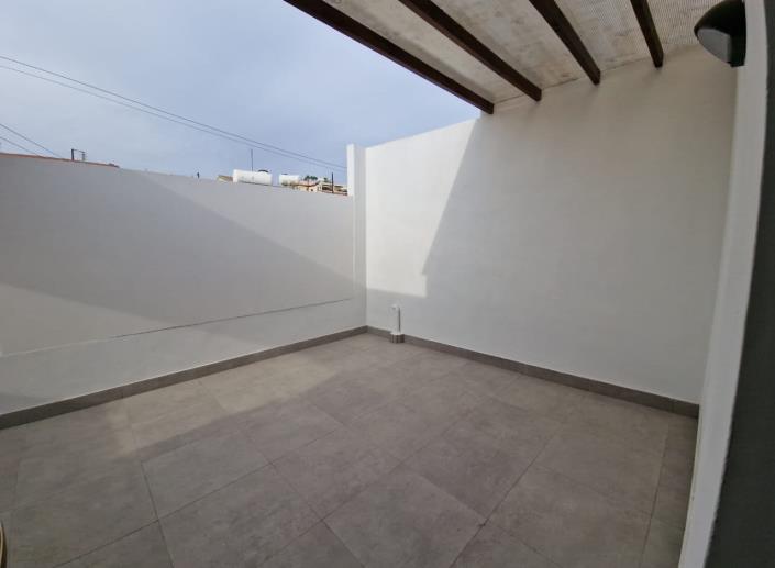 Image No.19-2 Bed House for sale