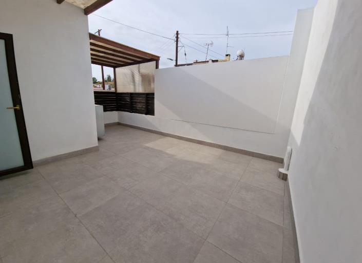 Image No.18-2 Bed House for sale