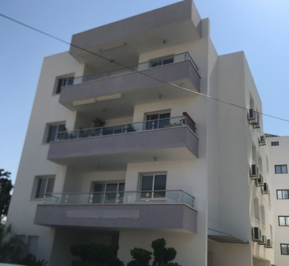 Image No.2-Commercial de 18 chambres à vendre à Agios Nicolaos