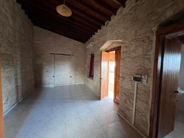 Image No.11-Maison de 2 chambres à vendre à Anogyra