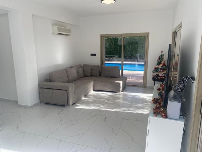 Image No.8-Maison / Villa de 3 chambres à vendre à Peyia