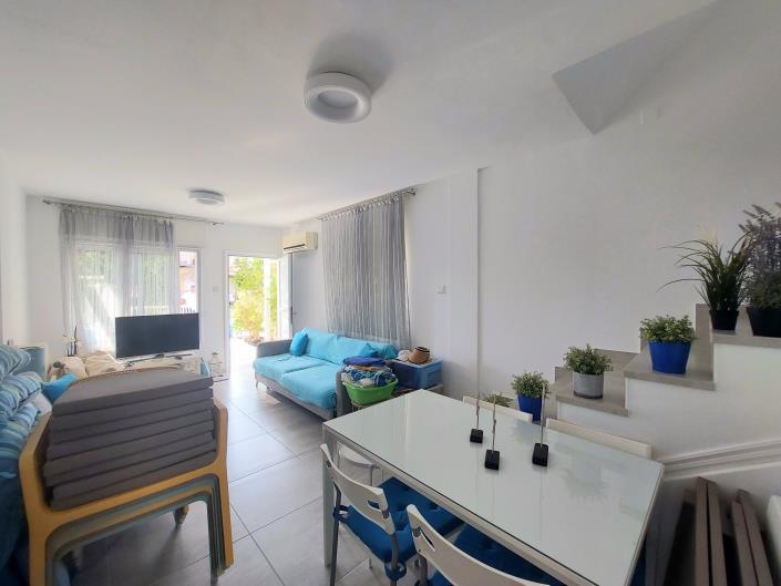 Image No.5-2 Bed Townhouse for sale