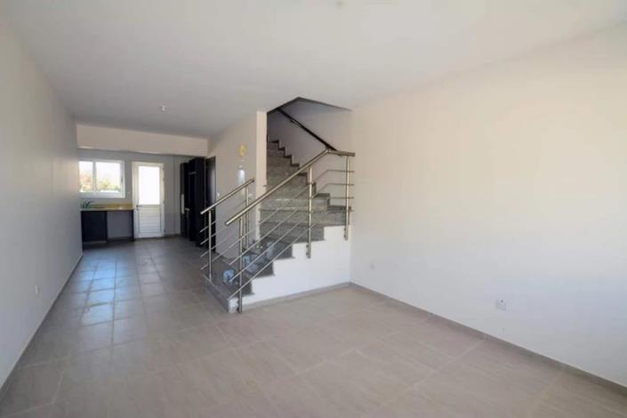 Image No.7-2 Bed Townhouse for sale