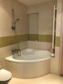 b5263b61-8e30-4025-9524-ddb202c6ffc6