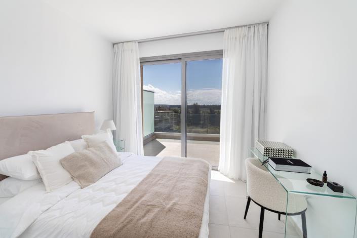 Image No.14-2 Bed Apartment for sale