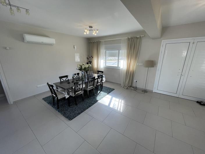 Image No.5-4 Bed Villa / Detached for sale