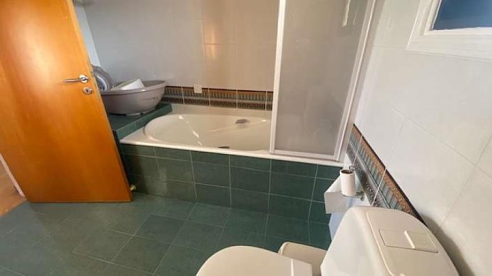 Image No.24-Villa de 4 chambres à vendre à Larnaca