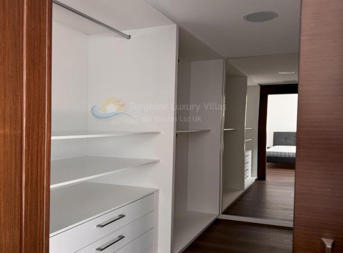 Image No.7-3 Bed Apartment for sale