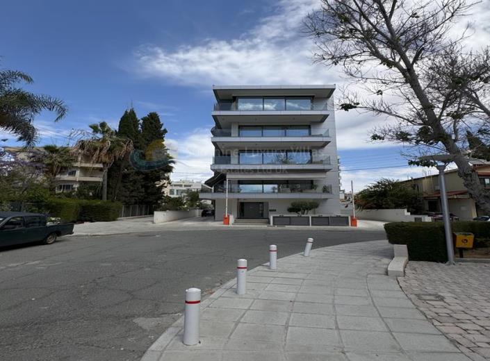 Image No.11-3 Bed Apartment for sale