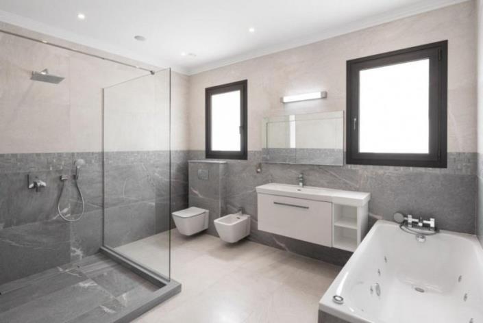 Image No.3-Villa de 5 chambres à vendre à Peyia