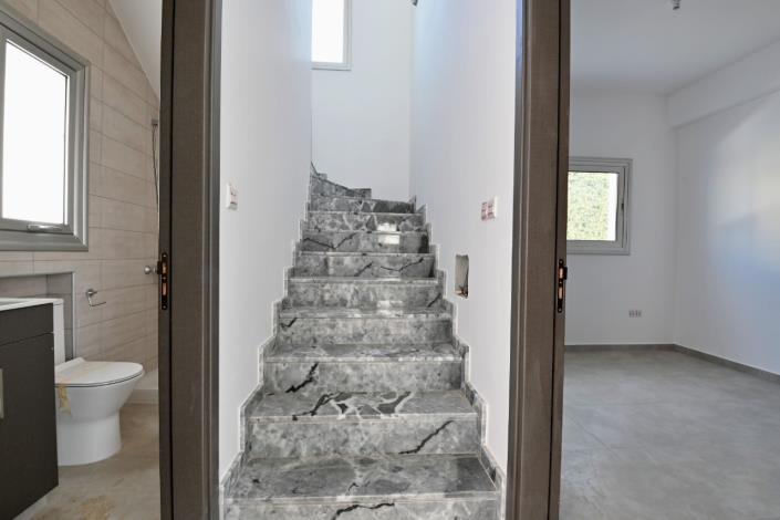 Image No.5-Maison / Villa de 4 chambres à vendre à Kapparis