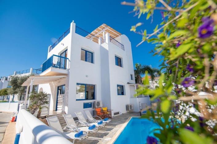 Image No.2-Maison / Villa de 5 chambres à vendre à Ayia Triada