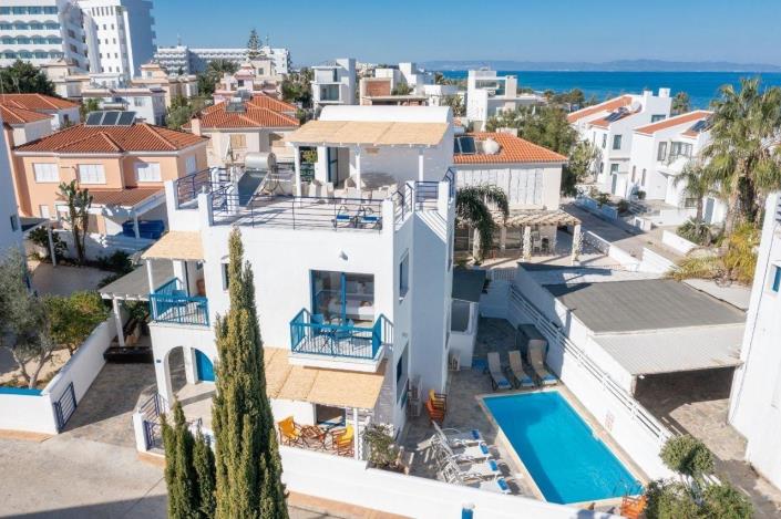 Image No.20-Maison / Villa de 5 chambres à vendre à Ayia Triada