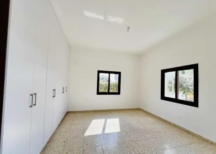 Image No.12-4 Bed House/Villa for sale